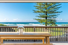Eclipse - Across from the beach, Lennox Head